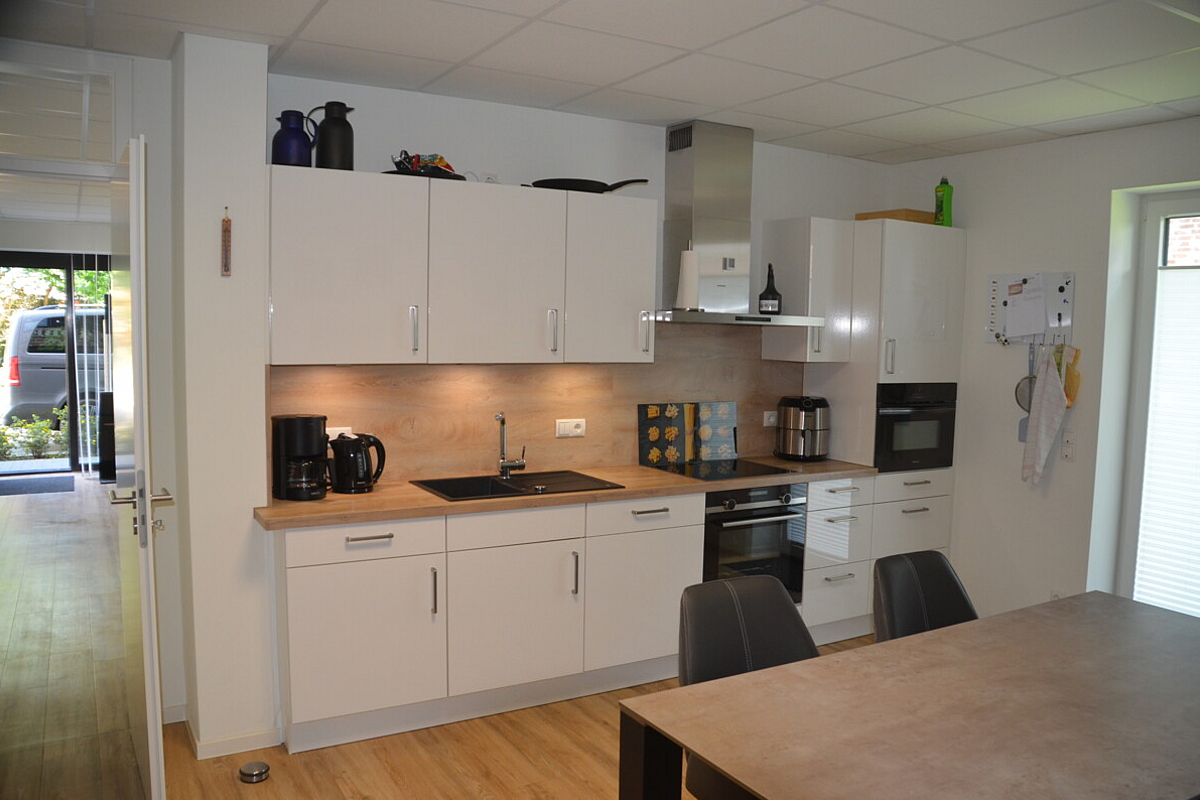 Büro / Praxis Kauf 23746 Kellenhusen hochwertige Einbauküche