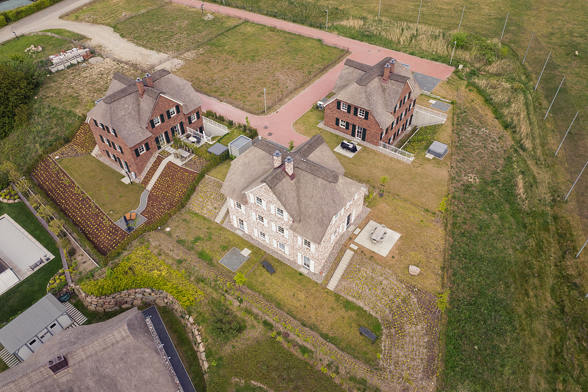 Haus Kauf 18551 Lohme Reetdachvillen am Schloss auf Rügen 
